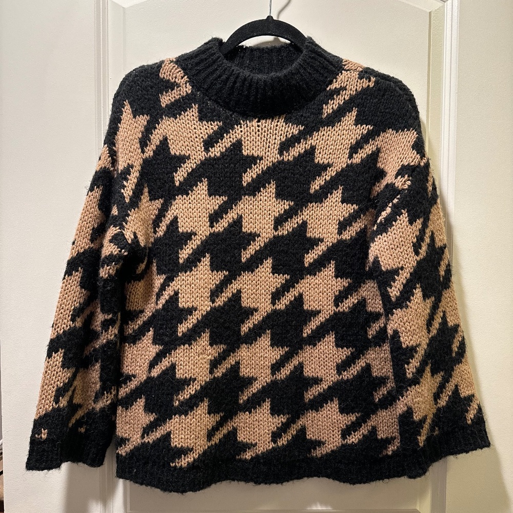 Massimo Dutti Houndstooth Sweater